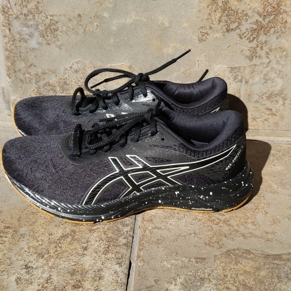 asics memory foam shoes